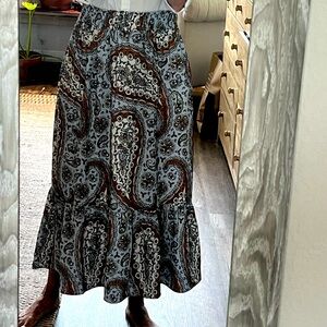 LOFT Black and White Ruffled Midi Skirt